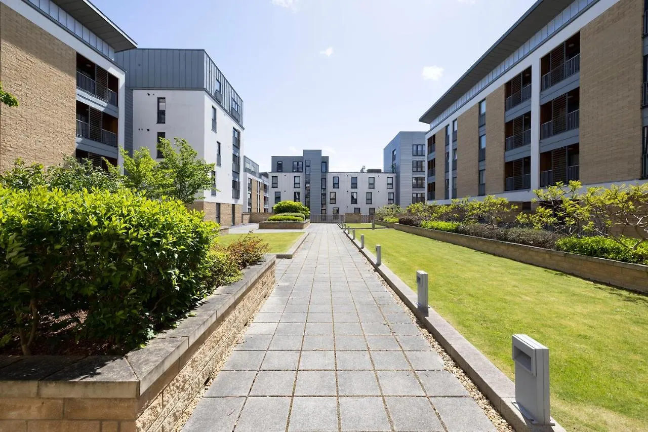 Joivy Modern 2 Bed Flat Near Inverleith Park, With Terrace And Free Parking Edinburgh