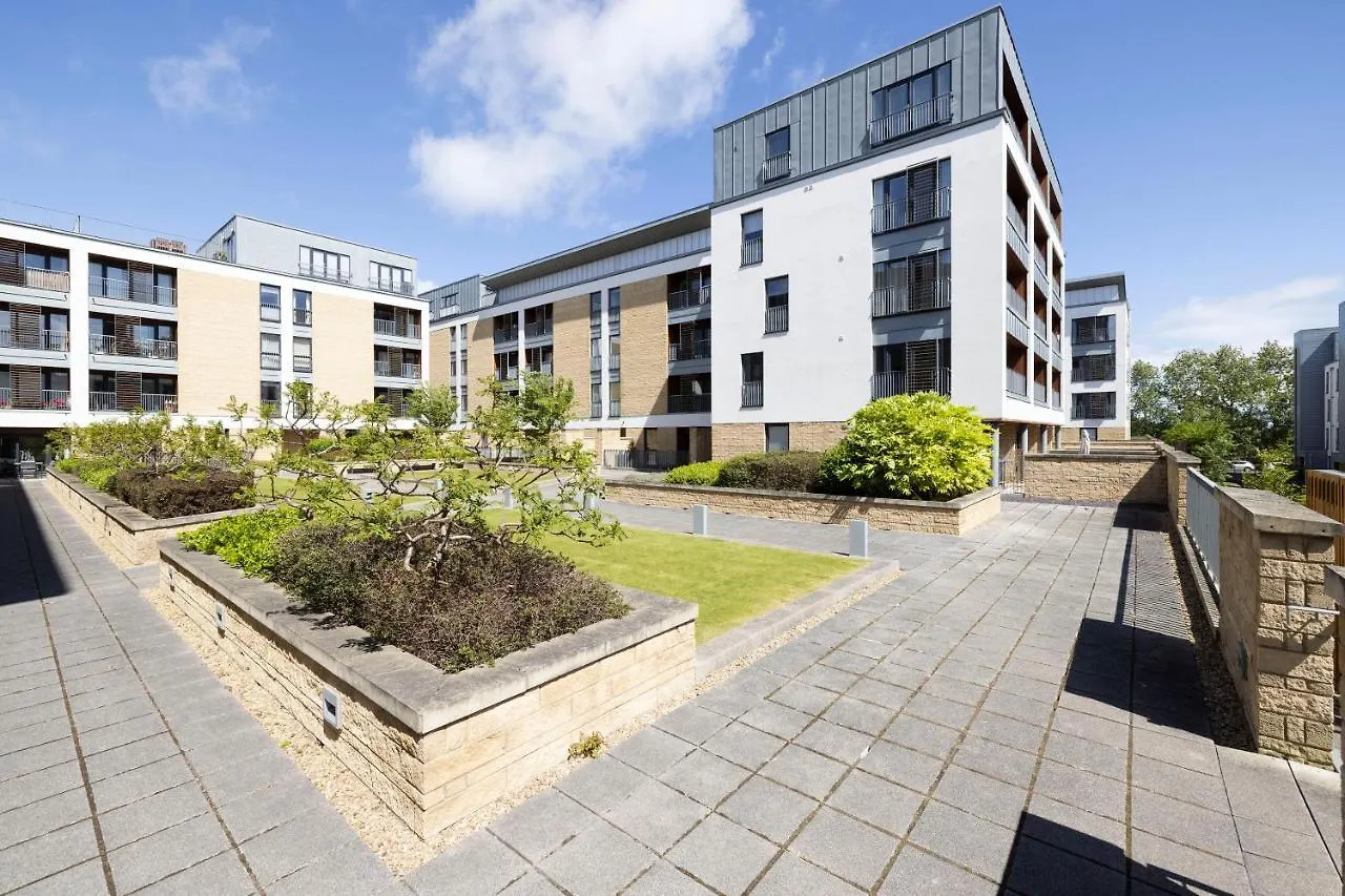 Apartment Joivy Modern 2 Bed Flat Near Inverleith Park, With Terrace And Free Parking Edinburgh