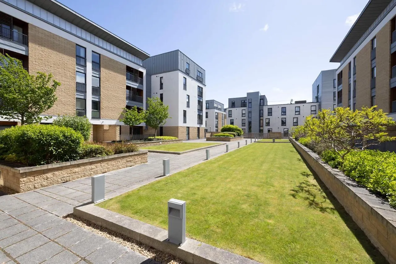 Joivy Modern 2 Bed Flat Near Inverleith Park, With Terrace And Free Parking Edinburgh Apartment