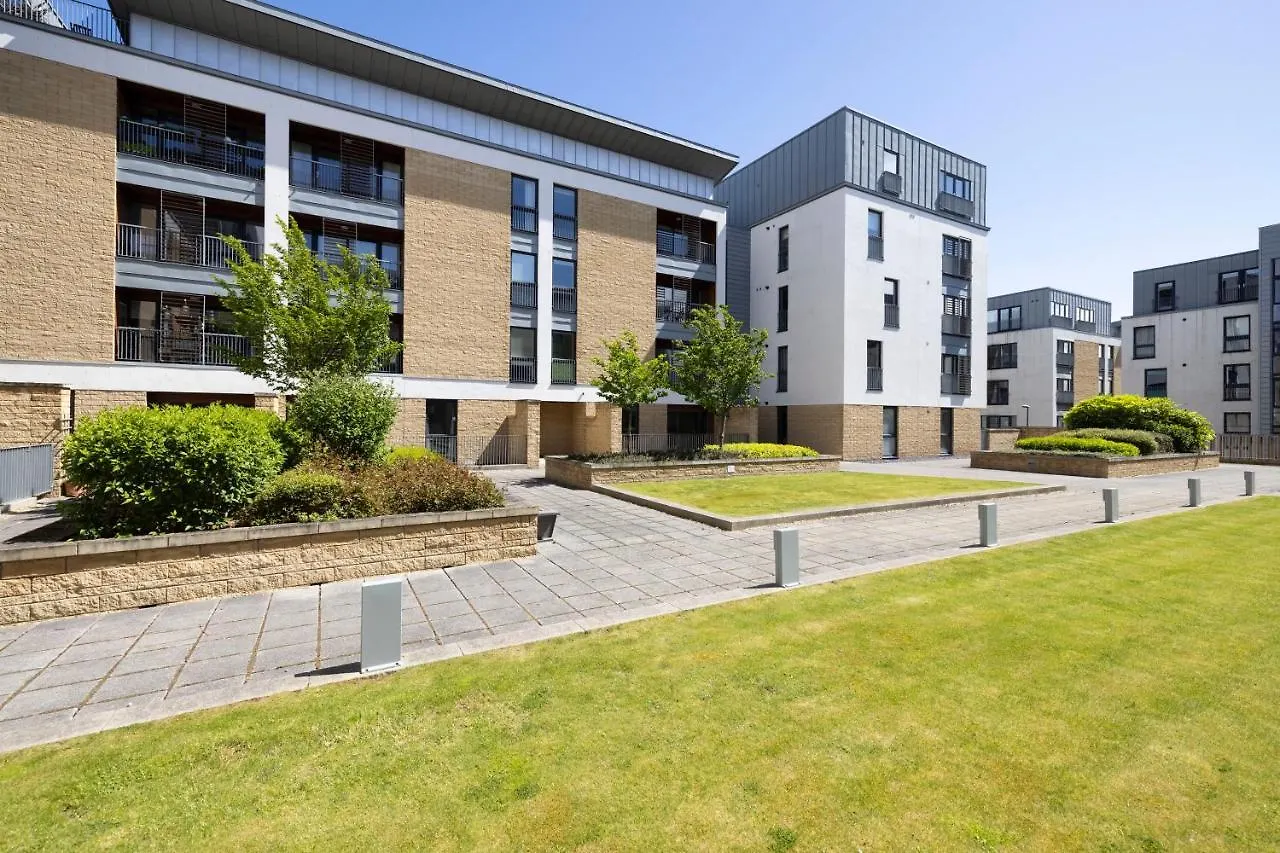Apartment Joivy Modern 2 Bed Flat Near Inverleith Park, With Terrace And Free Parking Edinburgh